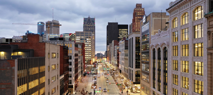 A view of a street in Downtown Detroit in the evening